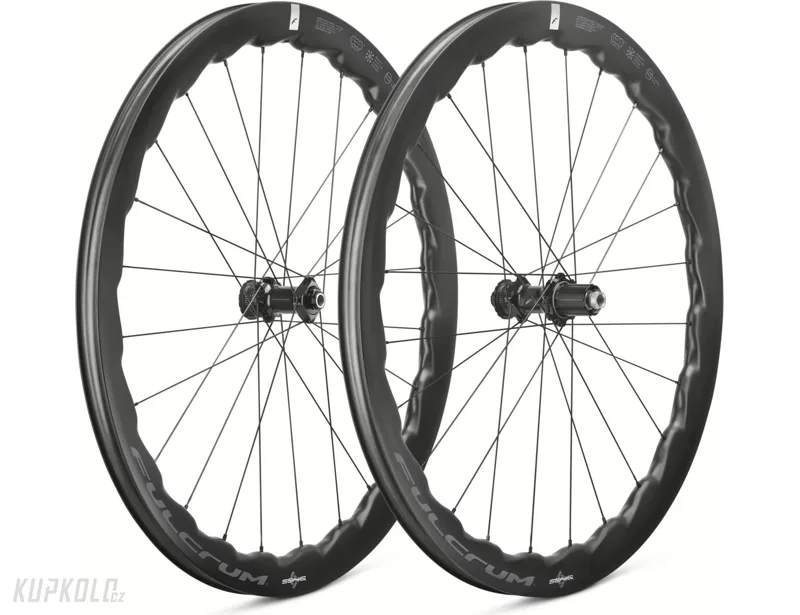 Silni&#x010D;n&#x00ED;&#x20;kola&#x20;Fulcrum&#x20;Soniq&#x20;42&#x20;DB&#x20;Carbon