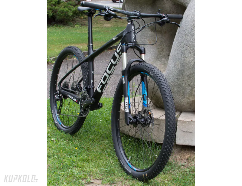 27er&#x20;horsk&#x00E9;&#x20;kolo&#x20;Focus&#x20;Raven&#x20;27R&#x20;Team